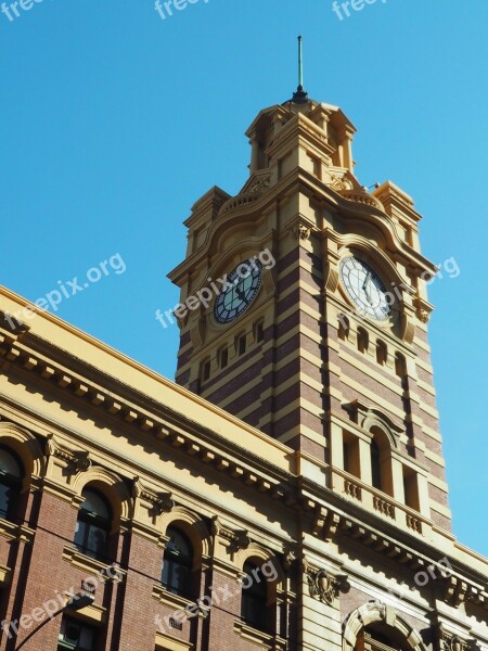 Melbourne Tower Train Station Flinders Street Train Station Flinders Street