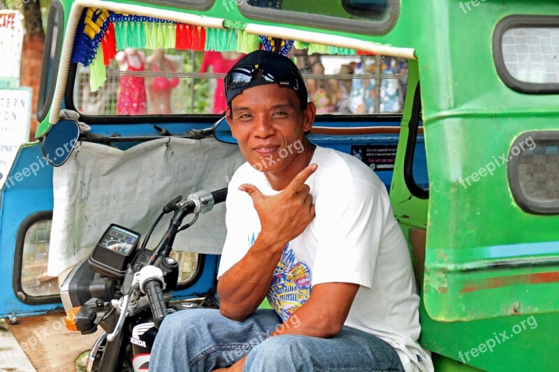 Man Tuktuk Filipino Driver Traditional