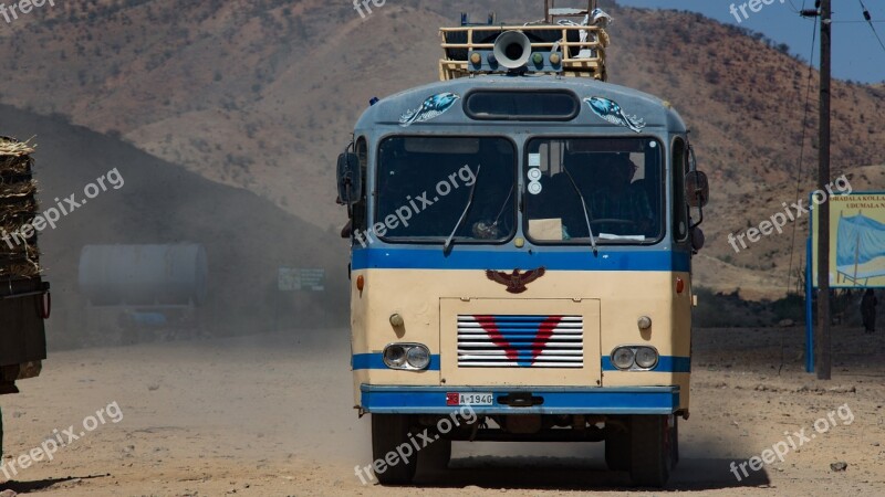 Traffic Auto Africa Bus Retro