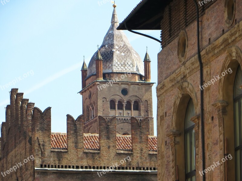 Italy Bologna Piazza Majorises Ramparts Slots