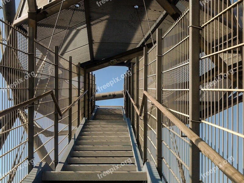 Tetrahedron Sky View Stairs Sculpture