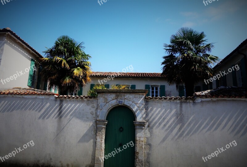 Door Village Pierre Green France