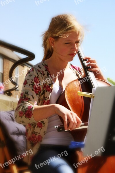 Street Entertainer Busker Woman Girl