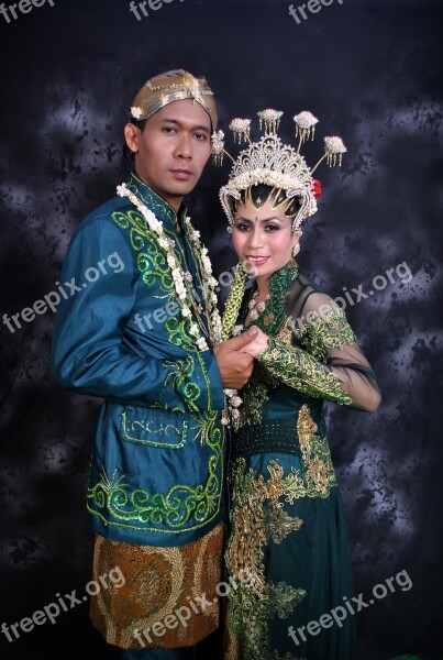 Couple Wedding Traditional Love Married