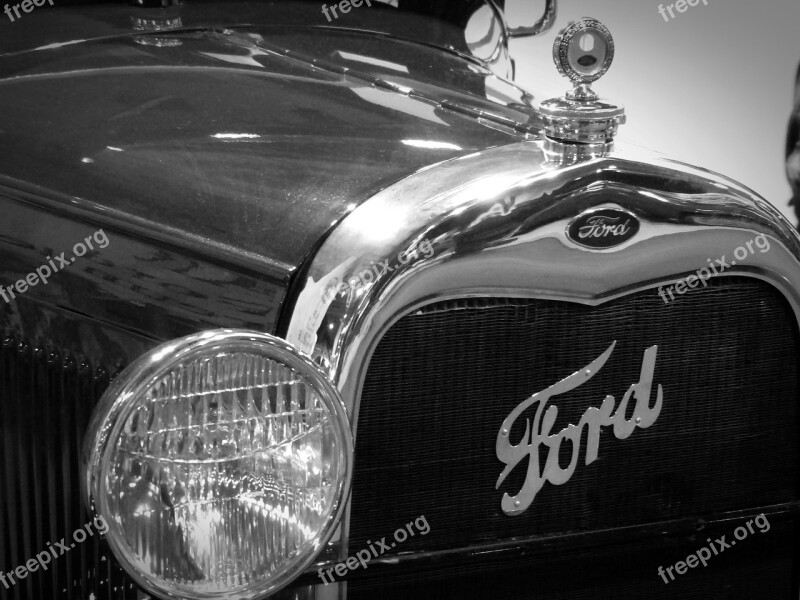 Oldtimer Ford Spotlight Emblem Classic