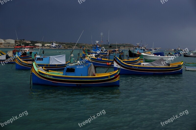 Malta Masaxlokk Squall Line Port Boats