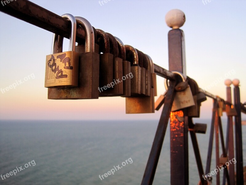 Castle Love Padlock Love Locks Promise