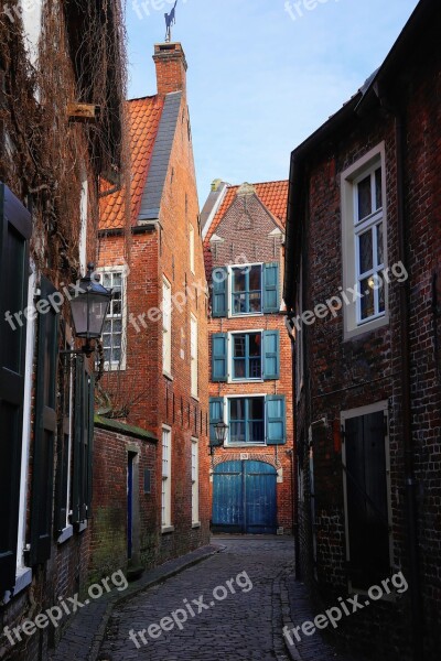 Alley Historic Center Empty Houses Narrow Lane