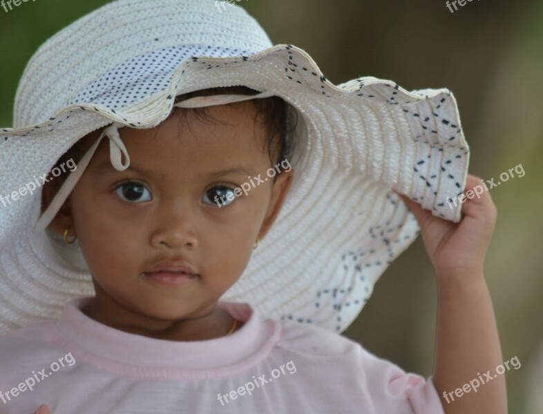 Girl Kambodsha Angkor Free Photos