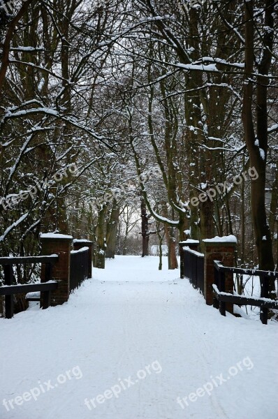 Bridge Snow Winter White Snowy Cold