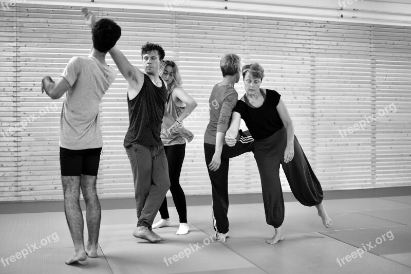 Contact Improvisation Contact Impro Dance Close