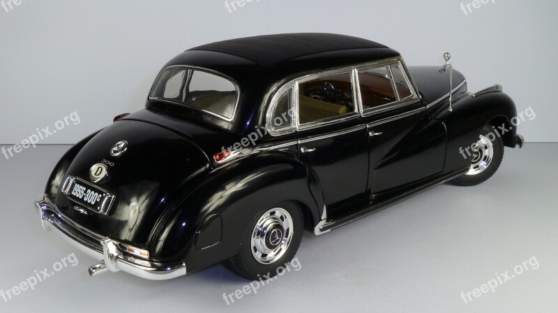 Mercedes 300c 1955 1x18 Model Car