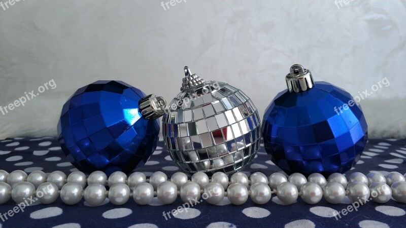 Christmas Balls Polka Dot Pearl Free Photos