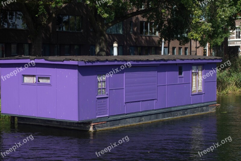 City Houseboat Boat Water Cityscape