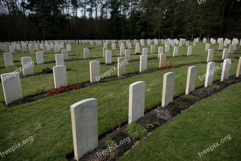 Military Cemetery War Graves Southwest Cemetery Stahnsdorf Free Photos