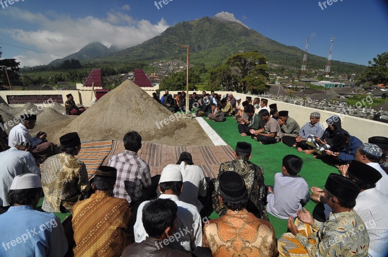 Mount Merapi Semarang Man Central Java Indonesian