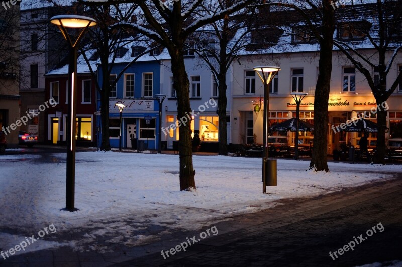 Krefeld City Winter Blue Hour Abendstimmung