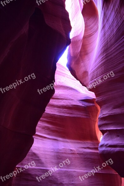 Light Gap Antelope Canyon Mysterious Arizona