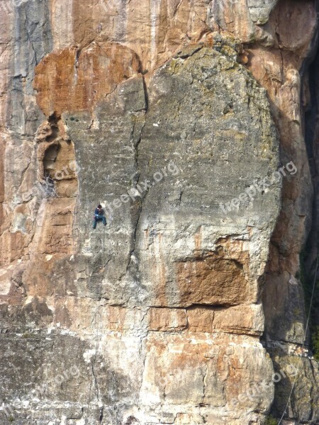 Escalation Climber Rocks Siurana Harness