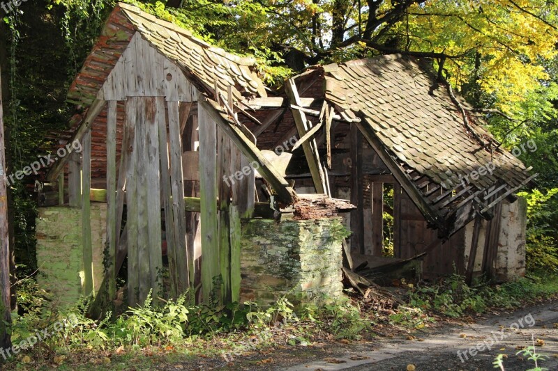 Old House Decay Nature Lapsed