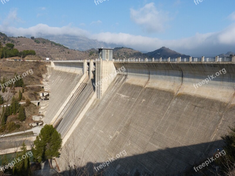 Dam Marsh Reservoir Siurana Priorat