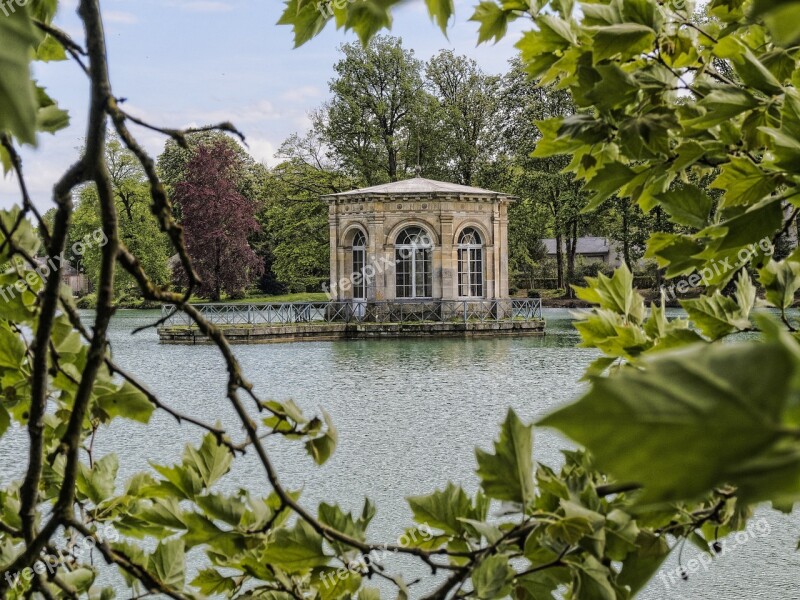 Fontainebleau Park Lake Belvedere Gazebo Residence