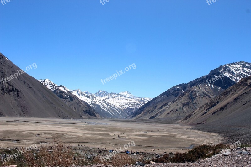 Mountain Chile Drawer Maipo Park