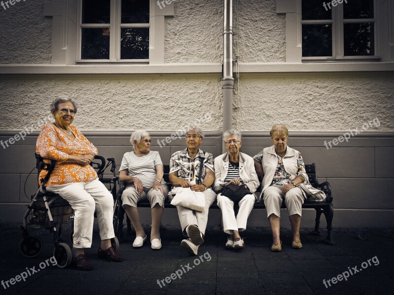 Pensioners Retiree Inside Age Rest Bank