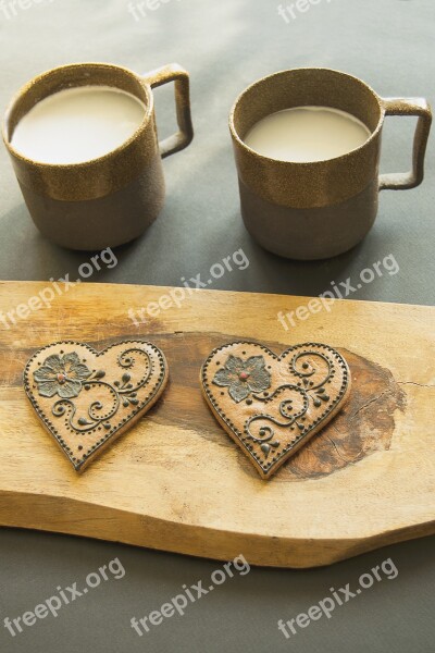 Cups Ceramics Heart Gingerbread Cakes