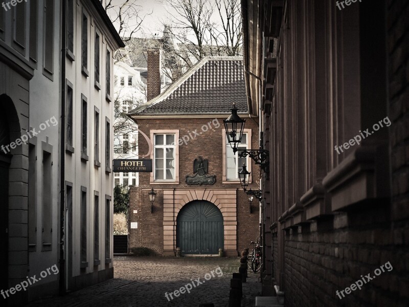 Alley Historic Center Narrow Lane Historically Historical Building