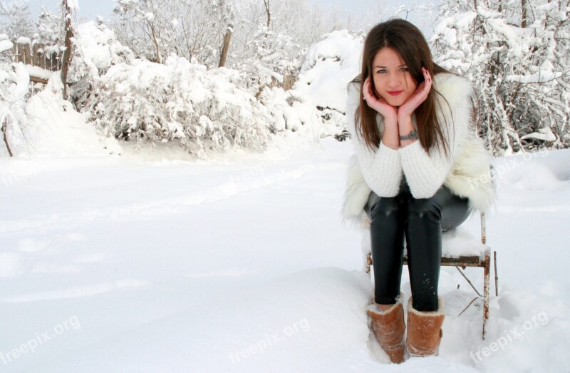 Girl Snow Chair White Feerie