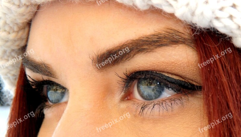 Blue Eyes Iris Gene Seductive Makeup