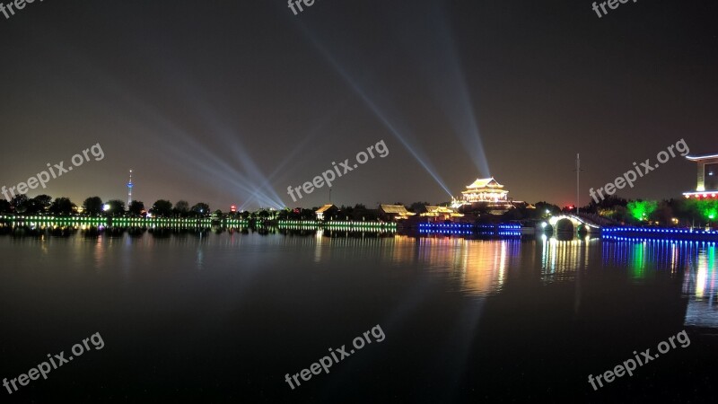 Night Light Lake Kaifeng Resorts