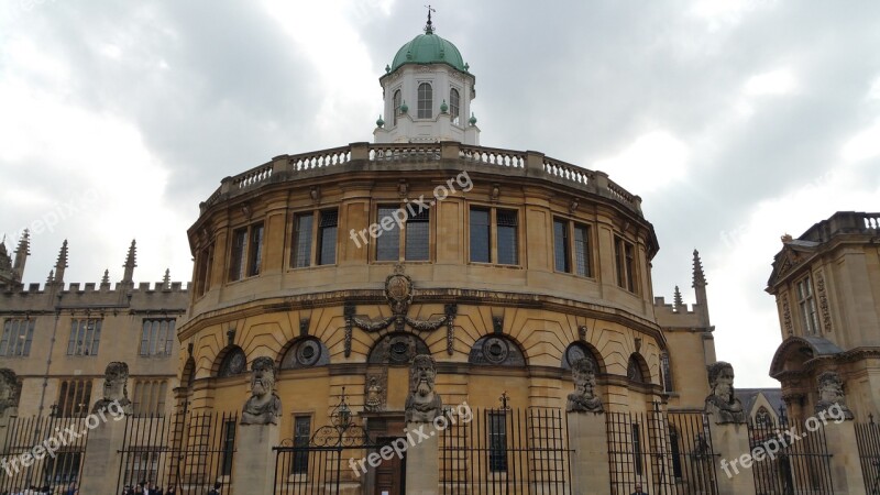 Oxford Historic City England College