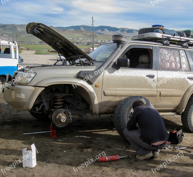 Mongolia Breakdown Garage Wheels Damper