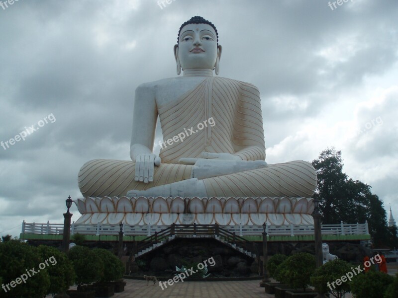 Kande Vihare Temple Sri Lanka Budha Statue Cloudy