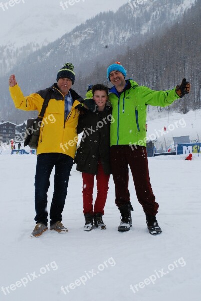 Valdesere Ski Vacation Family Winter