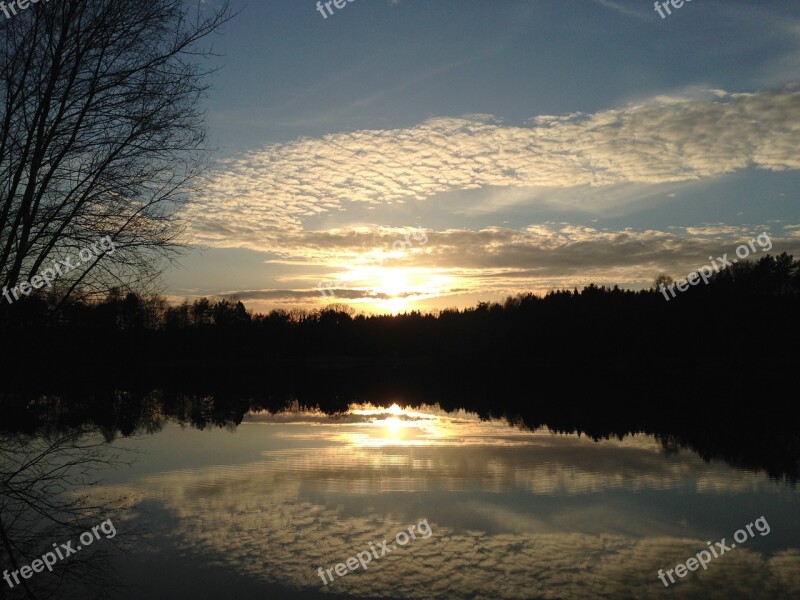 Spieglung Water Sky Clouds Nature