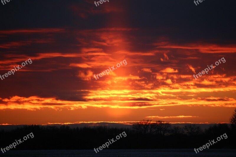 Sunpillar Weather Phenomenon Sunset Winter Natural Spectacle