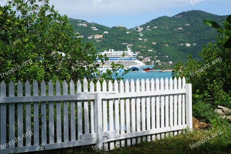 British Virgin Island Fence Aida Exotic Green