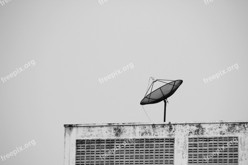 Satellite Communication Radio Delivery Antennas