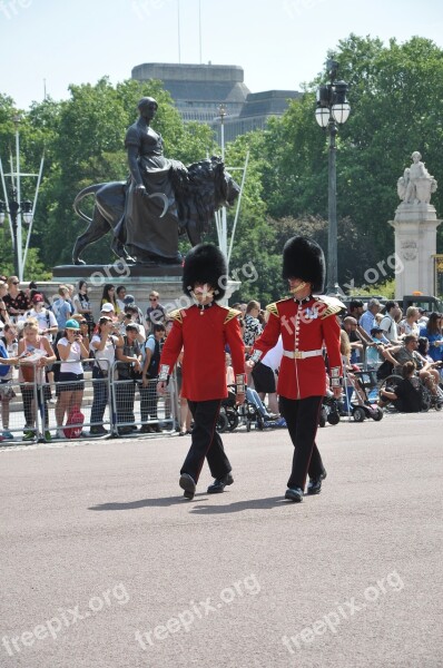 Guardsmen Guards Buckingham Palace London Tourist