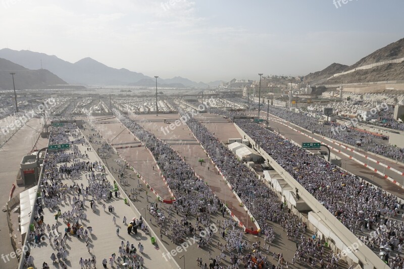 Cemerat Stoning The Devil Way Mecca The Pilgrim's Guide Free Photos