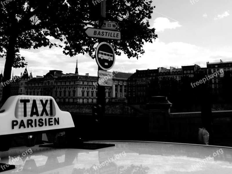 Taxi Teaches Paris Direction Public Transport