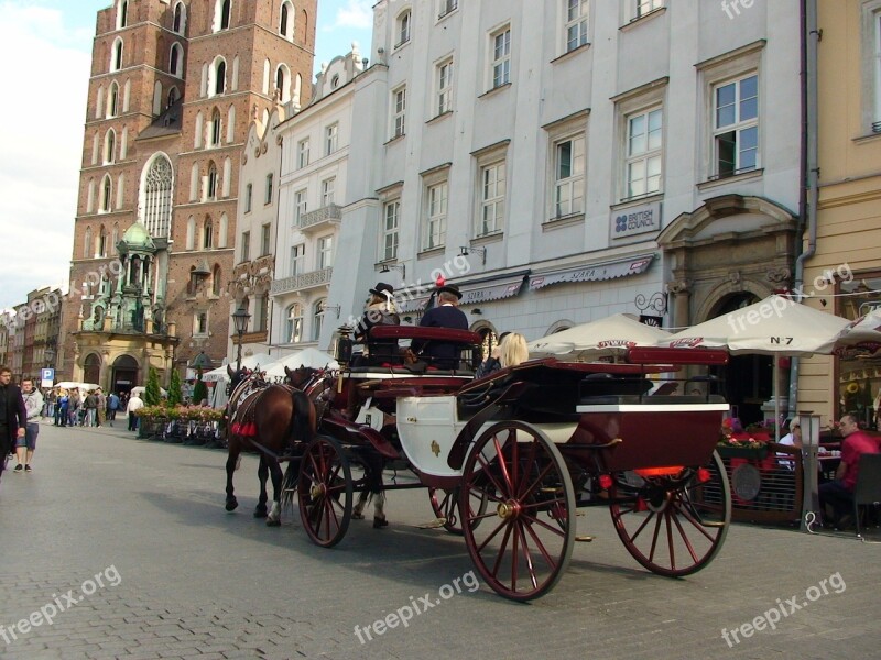 Kraków Main Market Square Horse-drawn Carriage Mary's Church Free Photos