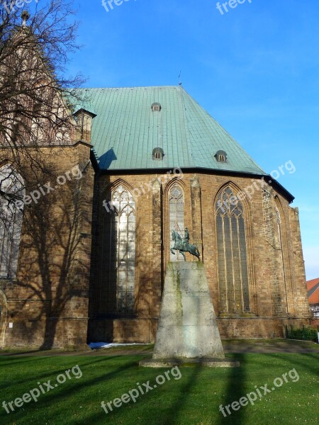 Verden Of All Dom Monument Statue Structures