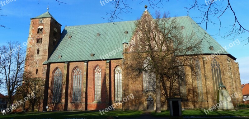 Verden Of All Dom Church Equestrian City Panorama