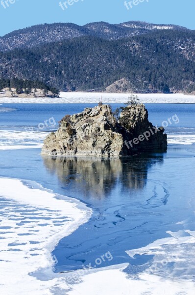 Frozen Lake Rocks Mountain Lake Winter Cold