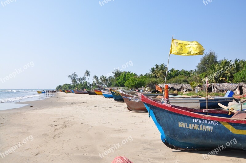 Goa Beach Boat Inliâ Nature