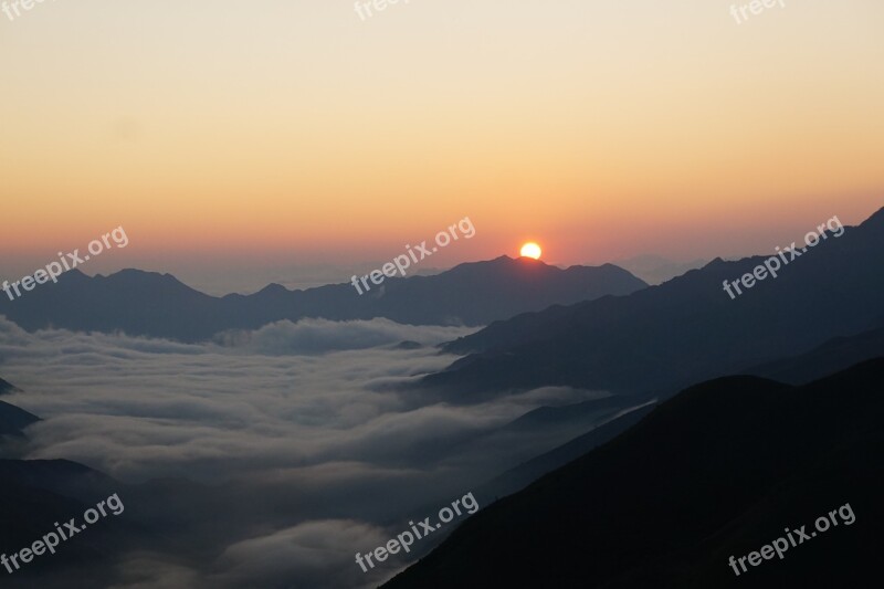 Sun Rise Clouds Travel Ta Xua Sea Of Clouds